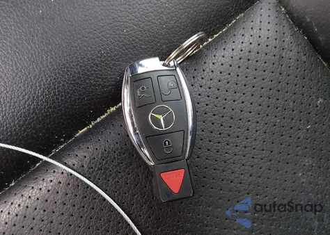 2014 Mercedes-Benz E 350 4Matic z USA, uszkodzony, nr VIN WDDHF8JB1EB024163